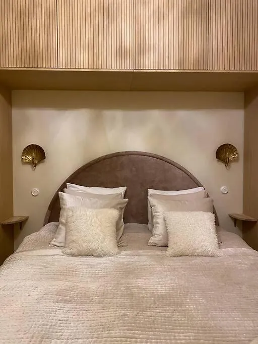 Διαμέρισμα Enchanting 1Br W/ King Bed In Unbeatable Location Ελσίνκι Φινλανδία
